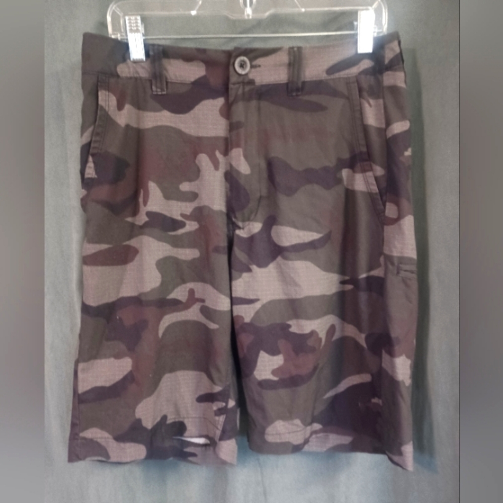 MENS CAMO SHORTS